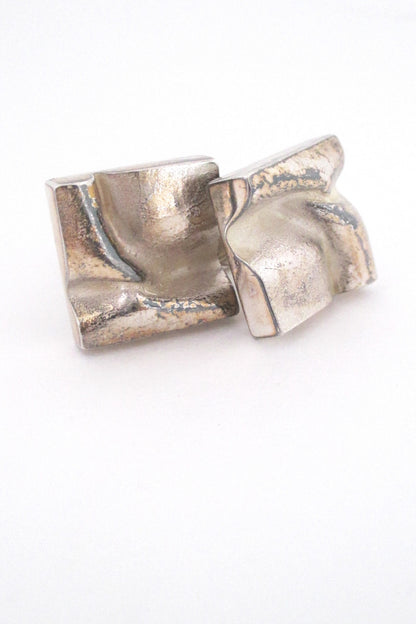detail Bjorn Weckstrom for Lapponia Finland 1972 large square silver cufflinks