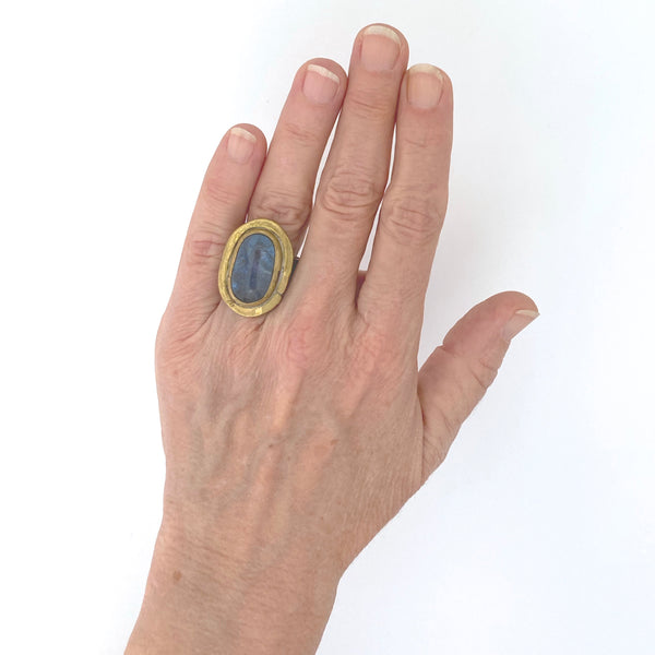 scale Rafael Alfandary Canada vintage brutalist oval brass ring blue grey glass stone
