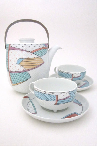 Tapio Wirkkala and Dorothy Hafner for Rosenthal vintage Century New Wave teapot, cup and saucer
