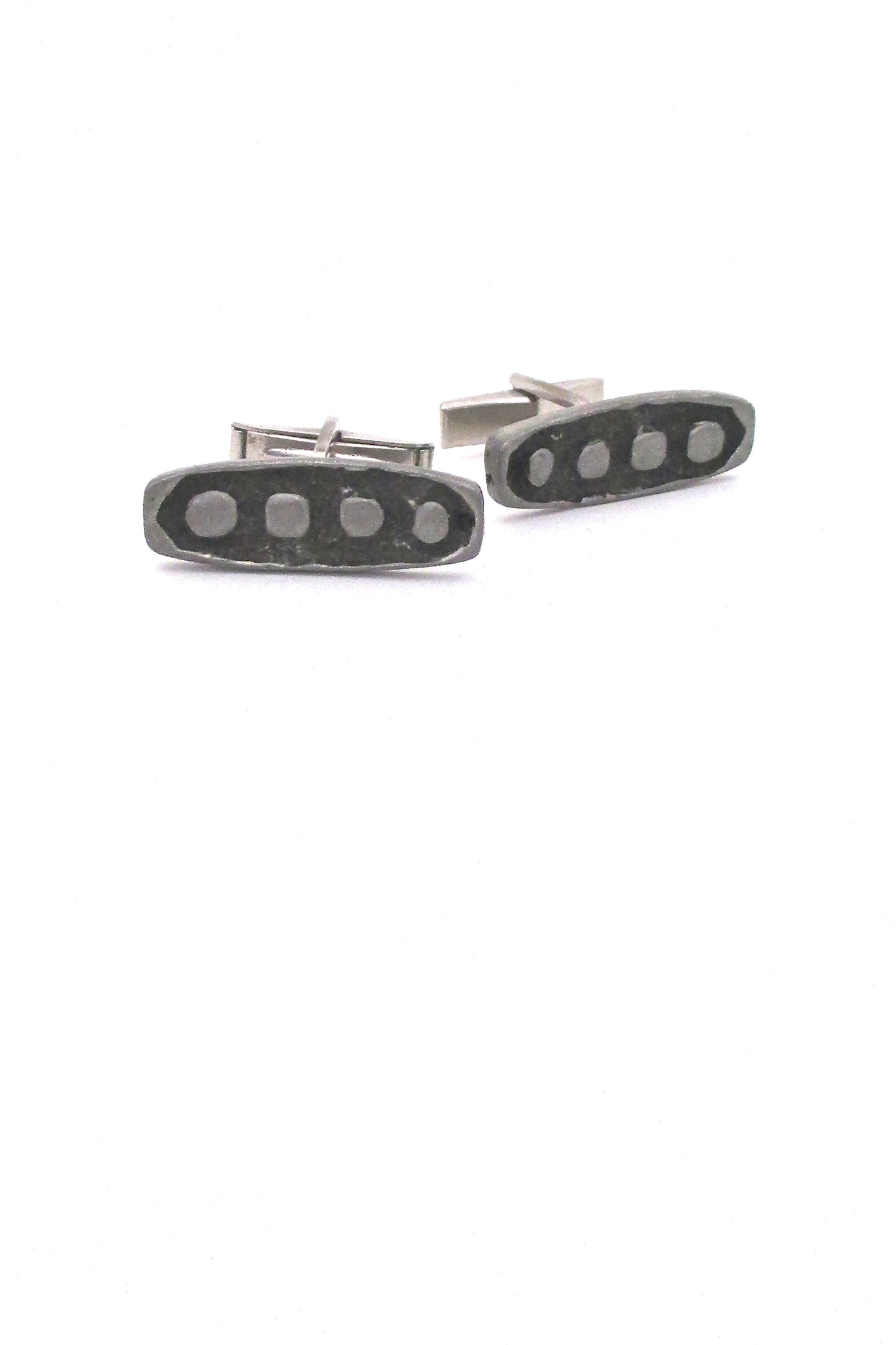 detail Robert Larin Canada vintage brutalist pewter shadowbox dots cufflinks