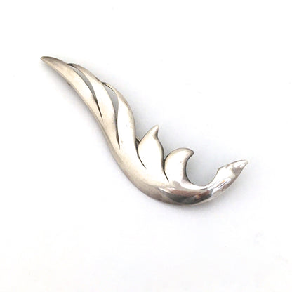 Madeleine Turner hand wrought dimensional leaf brooch