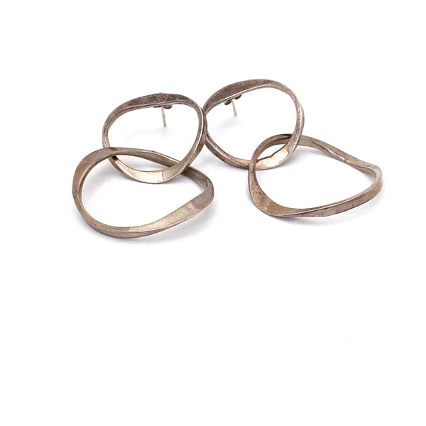 detail vintage hammered silver large double hoop drop earrings Mexico Modernist jewelry design