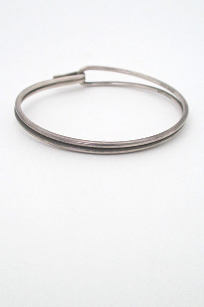 Bent Knudsen silver hook bracelet
