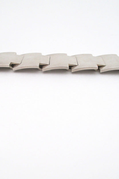 detail Georg Jensen Denmark vintage heavy silver bracelet # 73 by Sigvard Bernadotte 1938