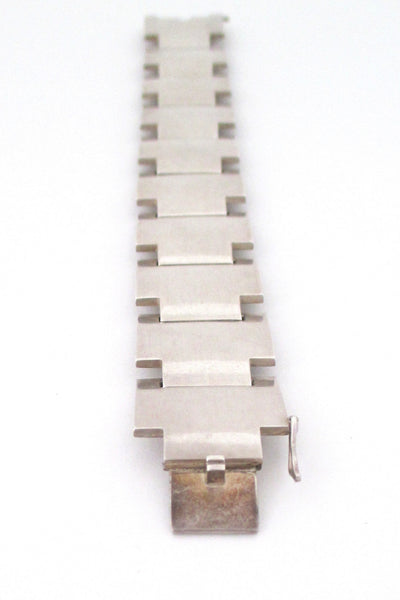 detail Georg Jensen Denmark vintage heavy silver bracelet # 73 by Sigvard Bernadotte 1938