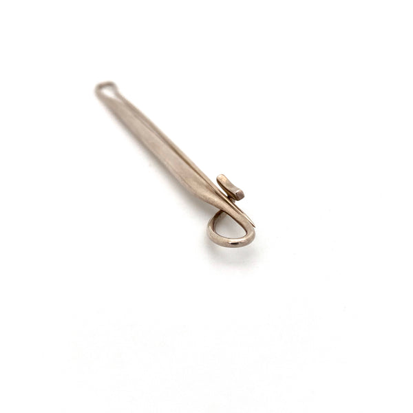 detail Georg Jensen Denmark vintage silver extra long brooch 378 Vivianna Torun Scandinavian Modernist jewelry design