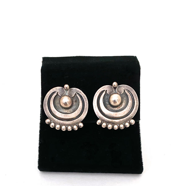 detail Pedro Romero Taxco Mexico vintage sterling silver earrings Modernist jewelry design
