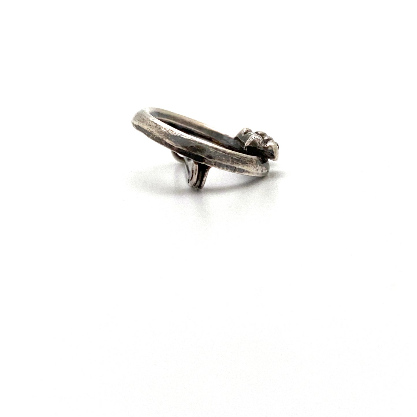 profile Kalevala Koru Finland vintage silver brooch Holger Lindstrom 1957