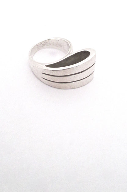 detail vintage silver large open loop ring Italy mid century modernist design