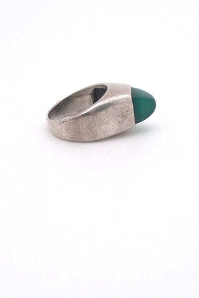 profile Arne Johansen Denmark large Scandinavian Modern vintage silver chrysoprase ring