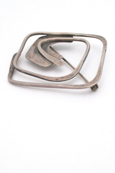 detail Art Smith USA vintage American Modernist large sterling silver brooch