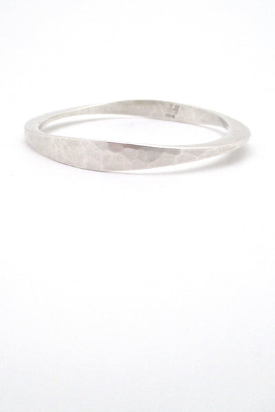 profile Tone Vigeland Plus Studios Norway Design vintage hammered silver bangle bracelet
