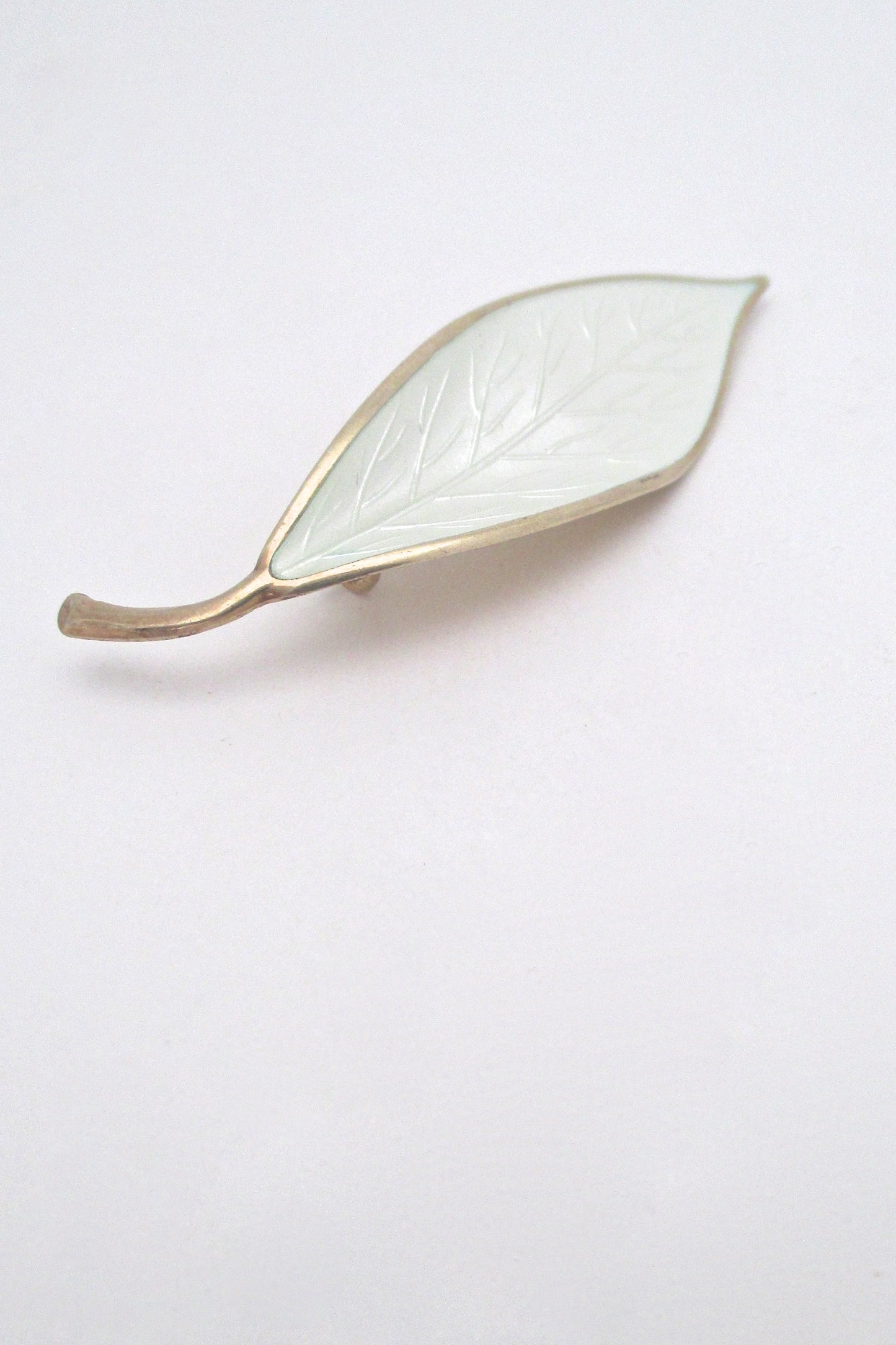 detail David Andersen Norway vintage sterling silver enamel leaf brooch Willy Winnaess
