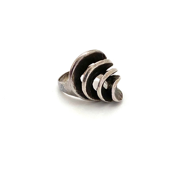 profile vintage textured openwork silver swirl wave ring Modernist jewelry design
