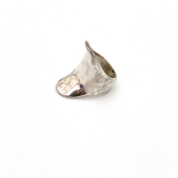 detail vintage heavy silver curved ring Pekka Piekainen replica Modernist jewelry design