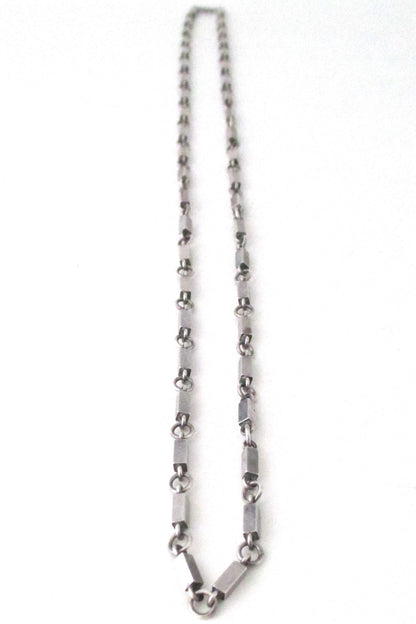 Arne_Johansen_Denmark_vintage_Scandinavian_Modernist_heavy_chain_necklaceArne_Johansen_Denmark_vintage_Scandinavian_Modernist_long_heavy_chain