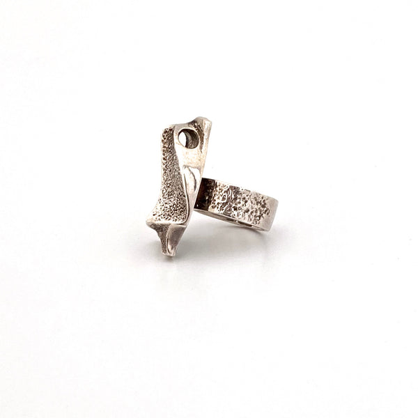 detail vintage textured sterling silver large brutalist ring Modernist jewelry design