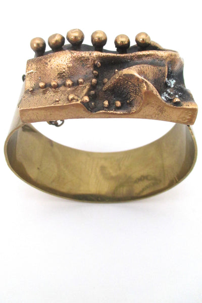 Hannu Ikonen large sculptural bronze bracelet