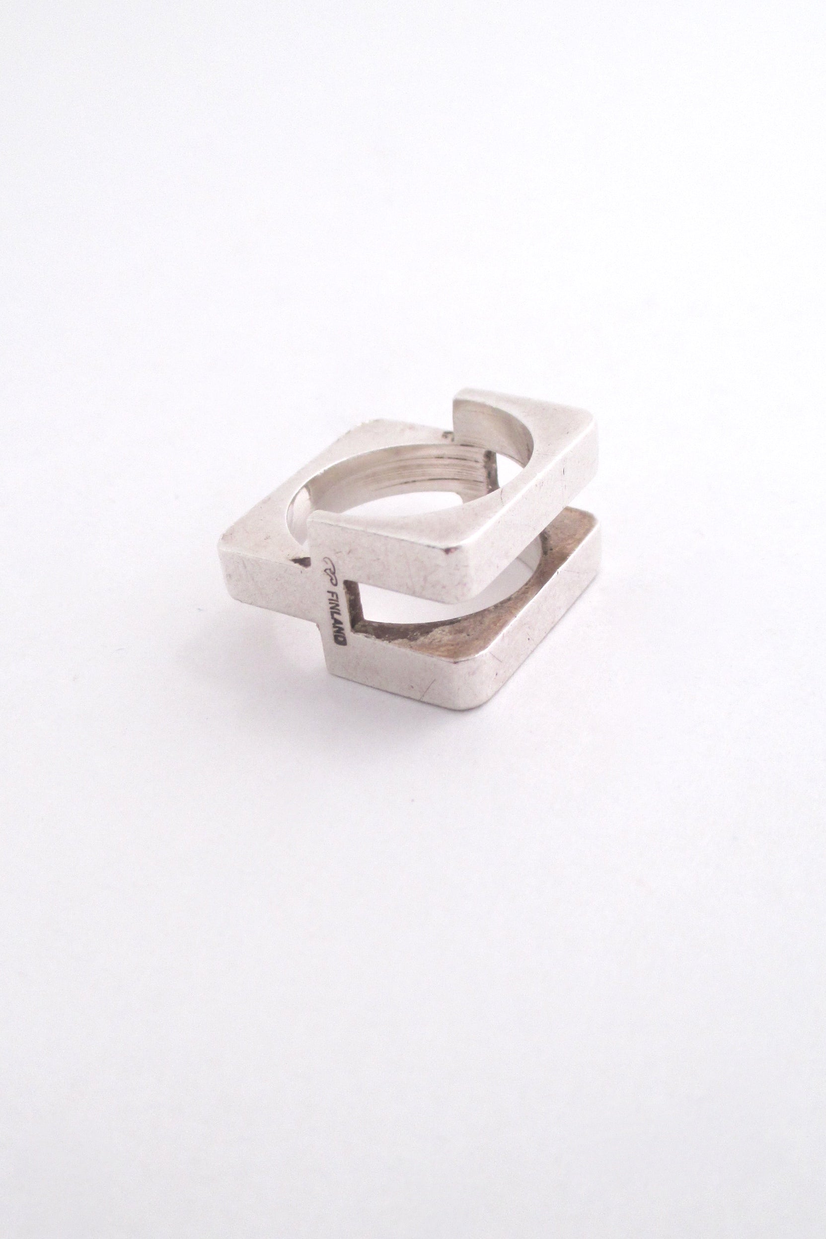 profile Pekka Piekainen vintage Scandinavian Modern sterling silver ring 1974