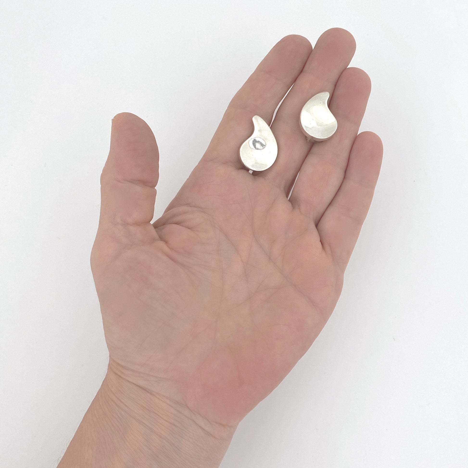 scale Anton Michelsen Denmark vintage silver earrings Nanna Ditzel Scandinavian Modernist jewelry design