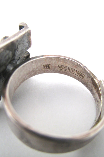 Jorma Laine pierced silver 'textured square' ring