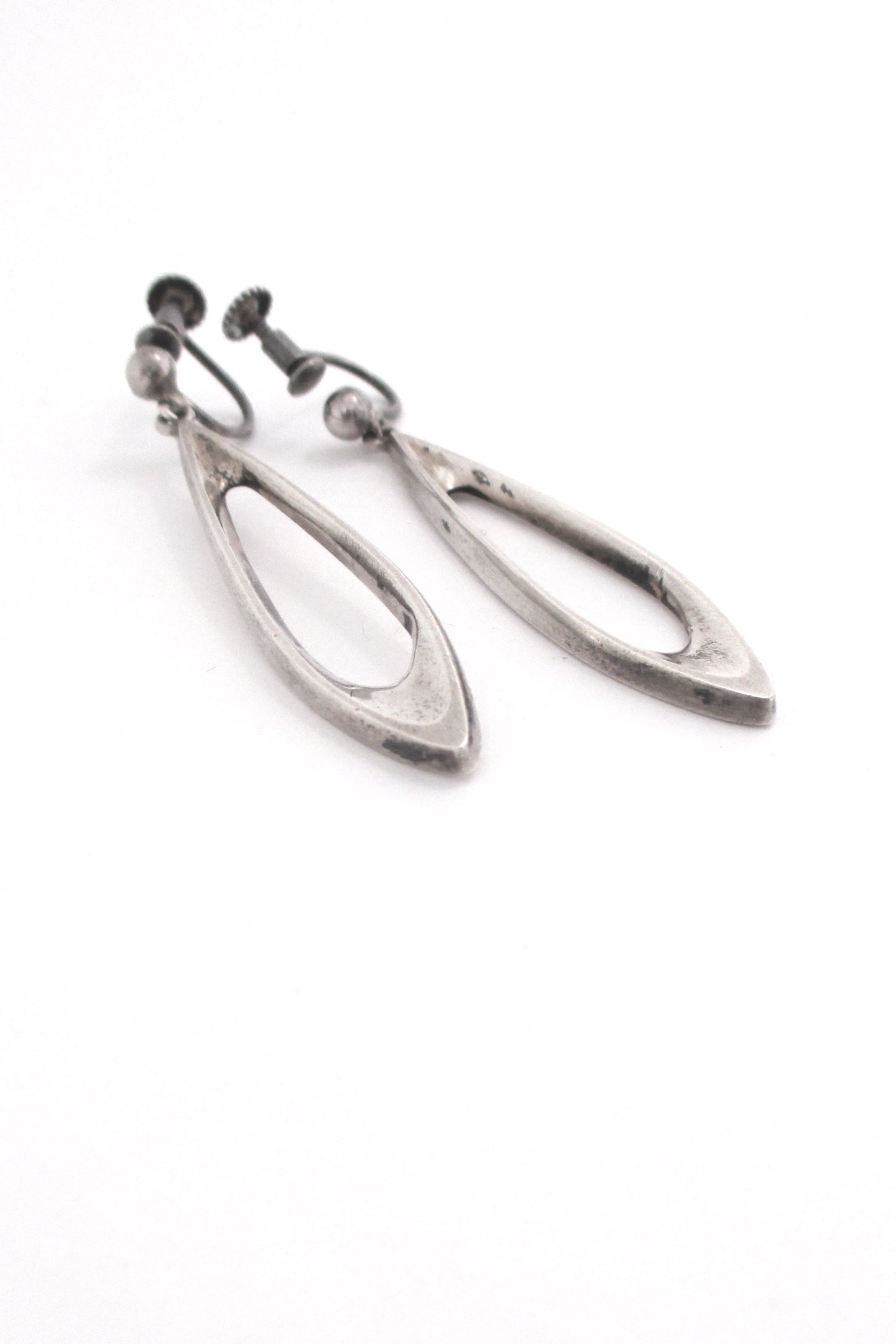 profile Poul Warmind Denmark vintage Scandinavian Modern silver drop earrings