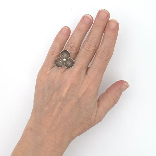 scale Elis Kauppi Kupittaan Kulta Finland vintage textured silver ring Scandinavian Modernist jewelry design