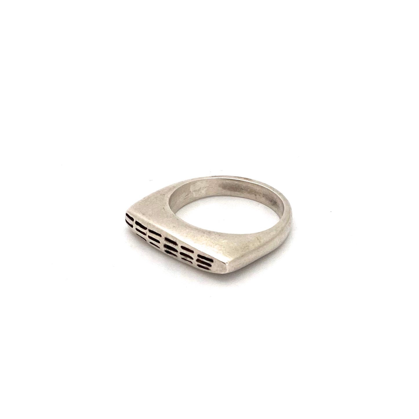 Lisa Jenks vintage silver ring