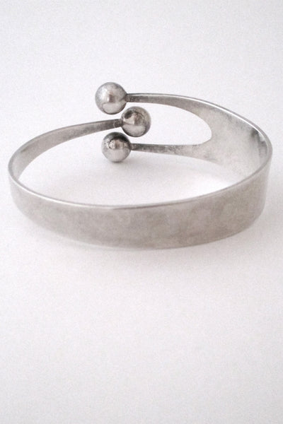 Anna Greta Eker for Plus Designs Norway Scandinavian Modernist silver Jester bracelet