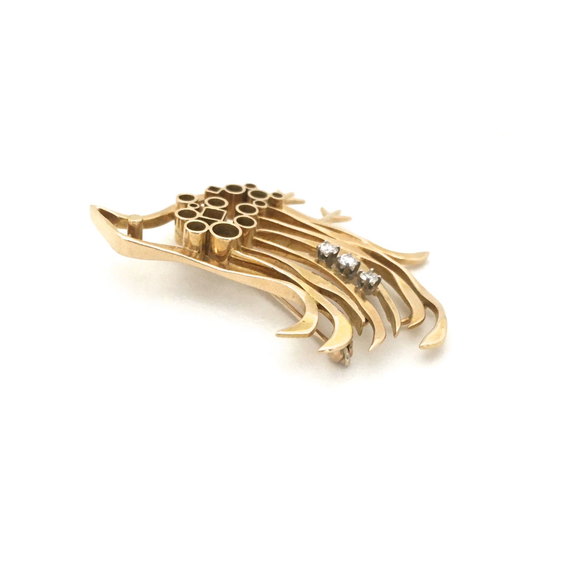 detail setting Walter Schluep Canada vintage 18k gold diamond bird brooch Canadian Modernist jewelry design