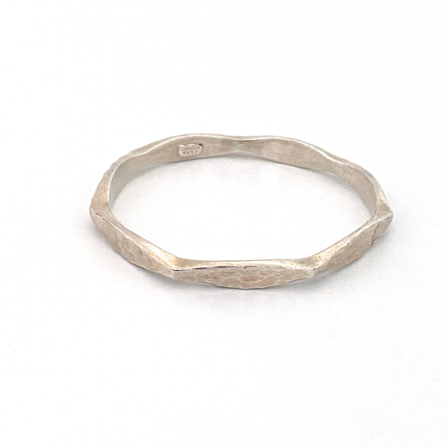 detail Hattie Carnegie USA vintage hammered silver plate bangle bracelet Modernist jewelry design