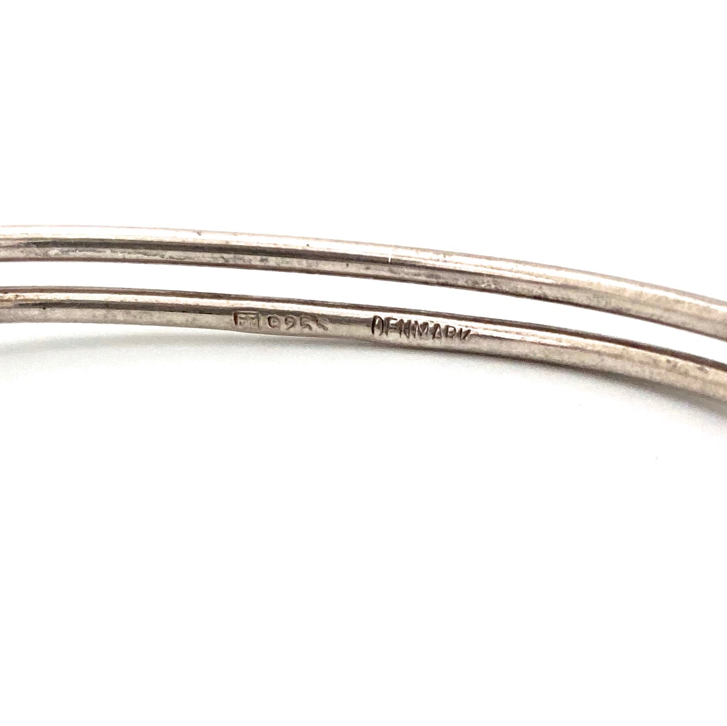 Henning Ulrichsen vintage silver bangle bracelet ~ loop & ball closure