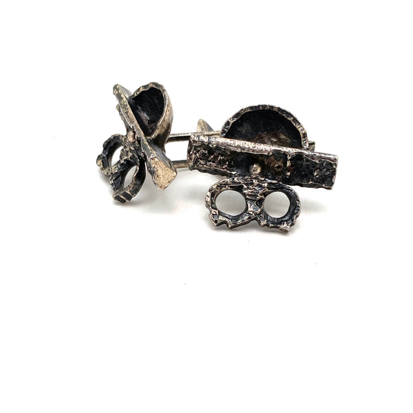 detail Robert Larib Canada vintage large brutalist pewter cufflinks Canadian mid century design jewelry
