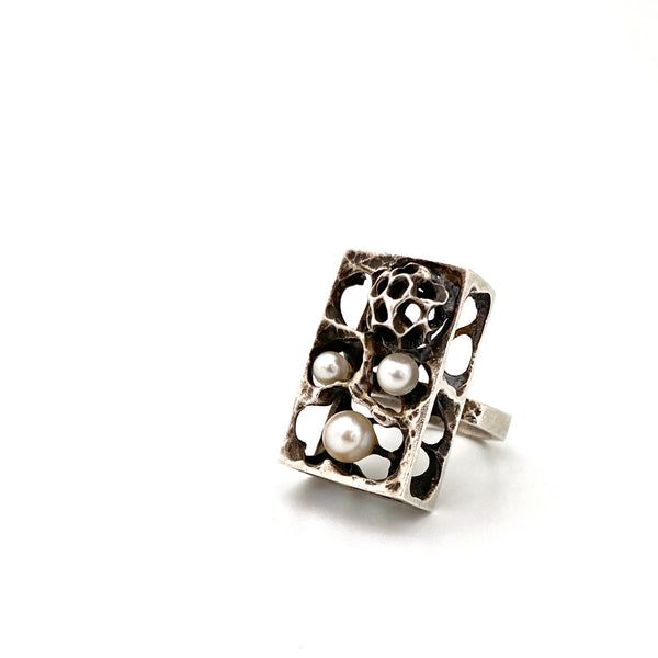 detail vintage silver pearl large brutalist openwork ring Modernist design jewelry