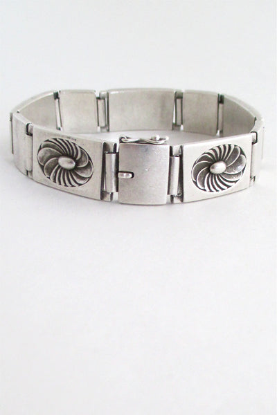 closure Georg Jensen Denmark vintage silver heavy link bracelet # 56 by Henry Pilstrup