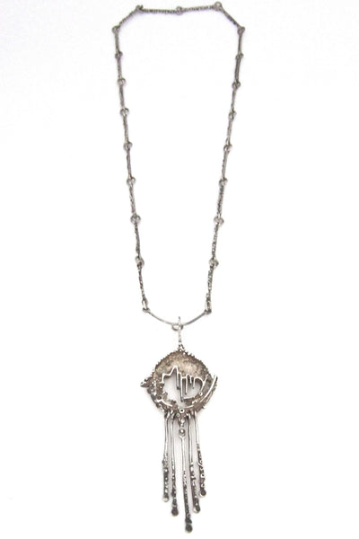 Juhls long kinetic 'Tundra' pendant necklace