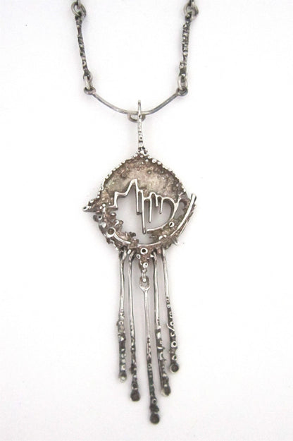 detail Frank and Regine Juhls large vintage silver kinetic Tundra necklace with original long link chain
