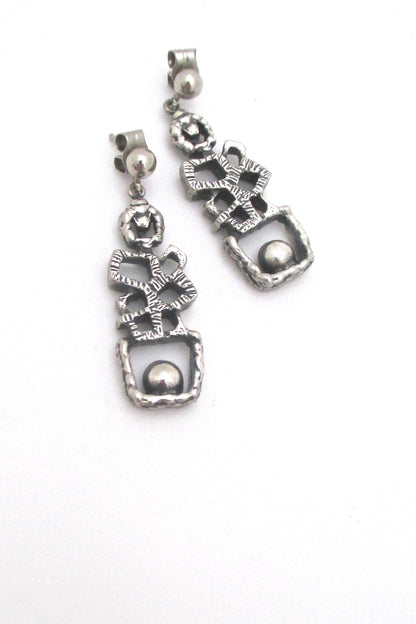 Guy Vidal openwork 'balanced ball' drop earrings