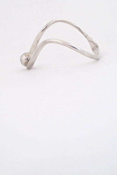 profile Henning Ulrichsen Denmark vintage silver dramatic silver sphere cuff bracelet Modernist design