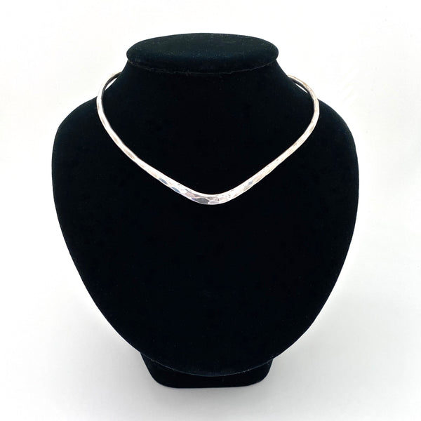 Gerald Stinn hammered silver neck ring
