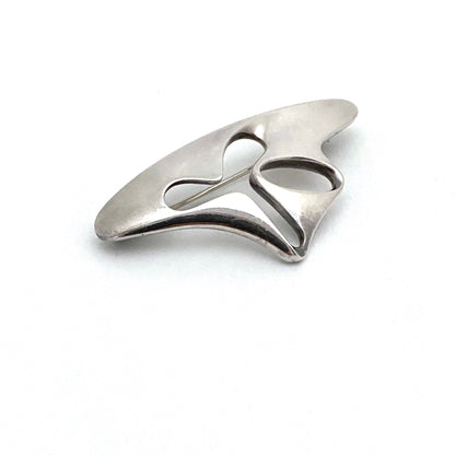 Georg Jensen Modernist brooch #325 ~ Henning Koppel