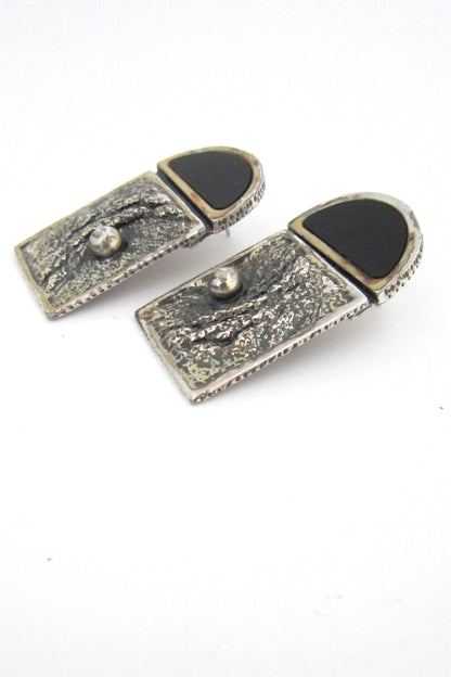 Darveau hinged earrings