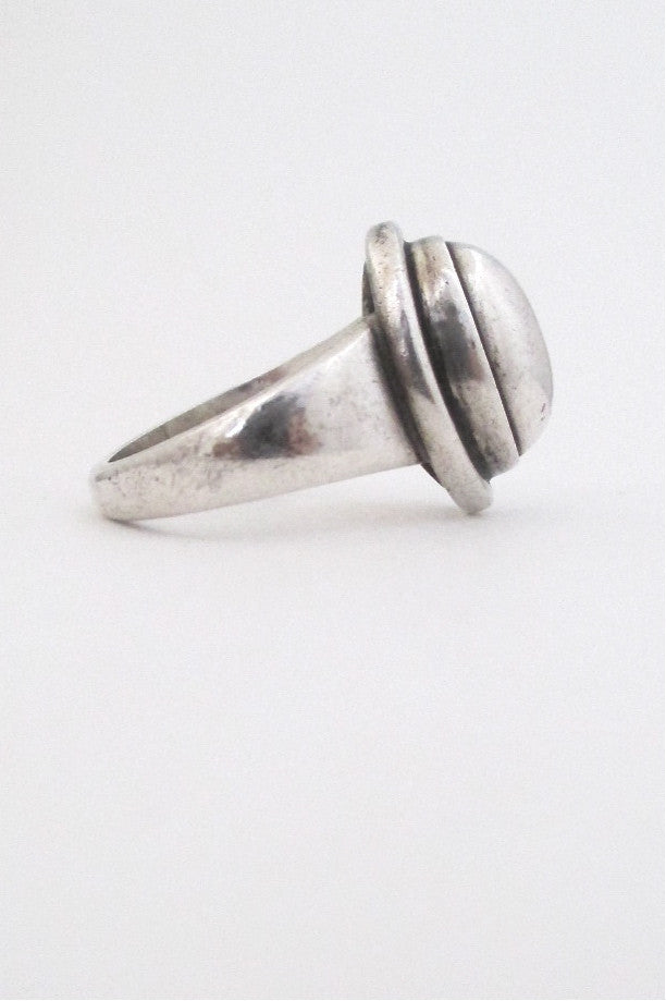 Georg Jensen ring #46B by Harald Nielsen