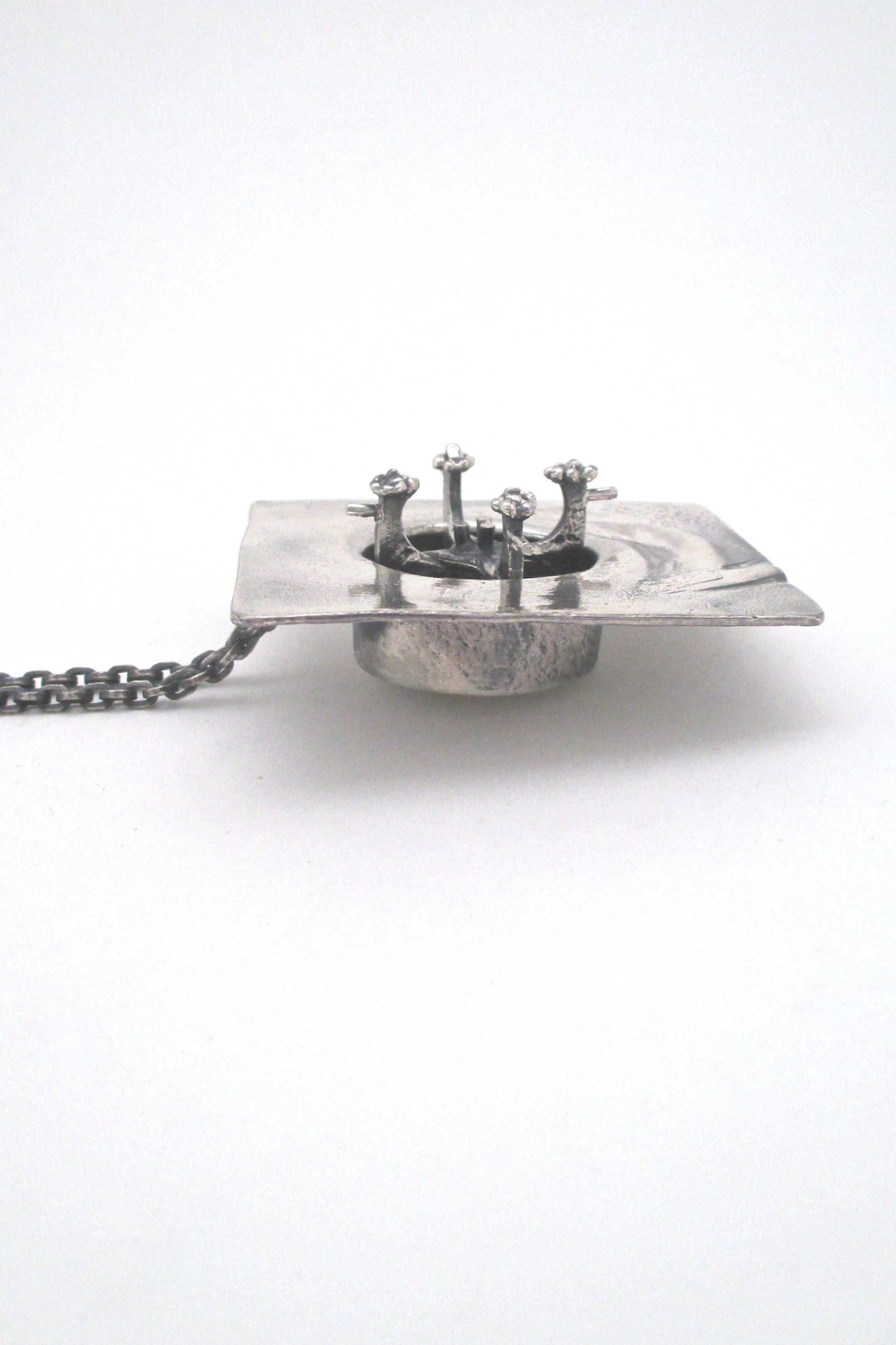 profile Guy Vidal Canada rare brutalist pewter kinetic shadowbox pendant necklace 1970s 