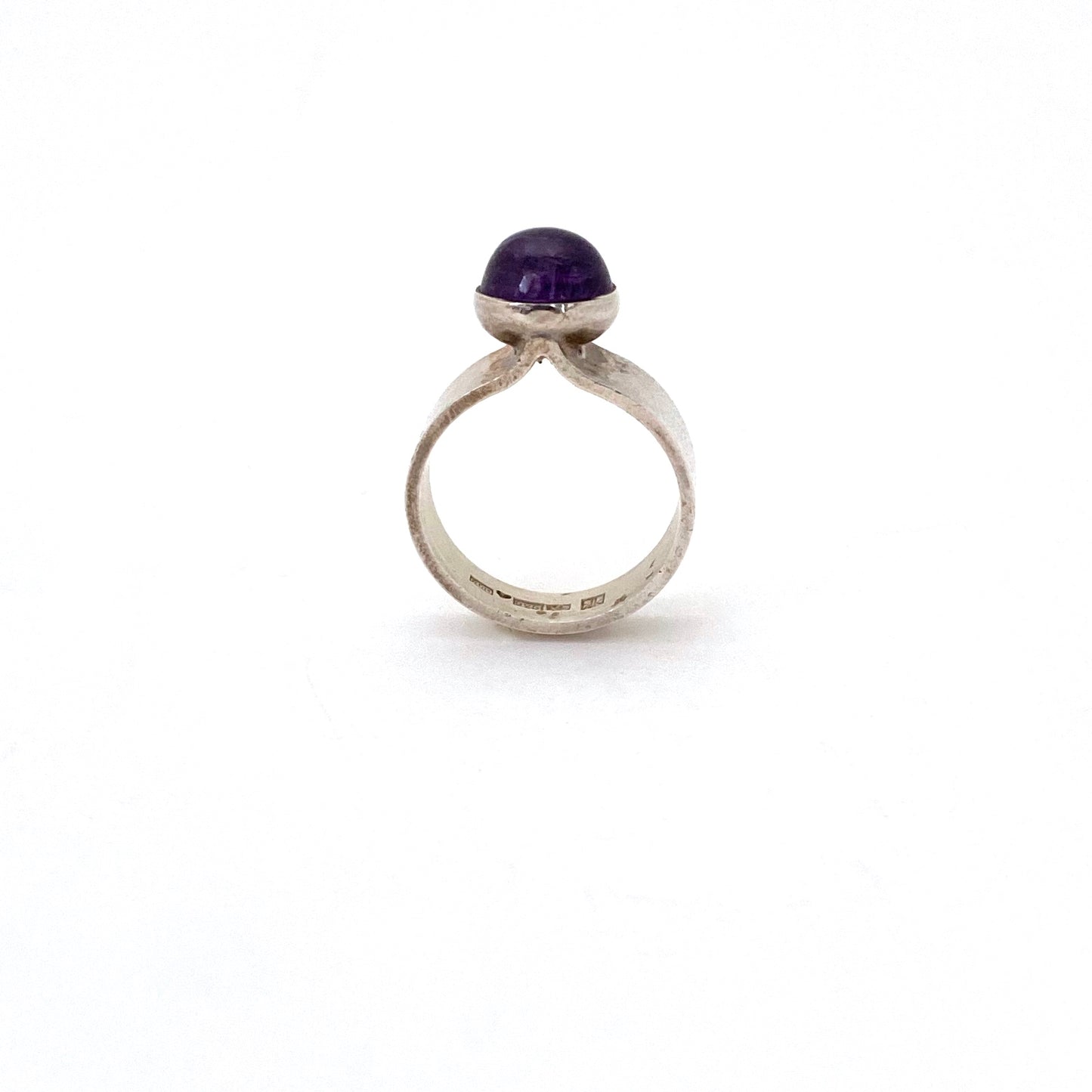 Kaunis Koru Modernist silver & amethyst ring