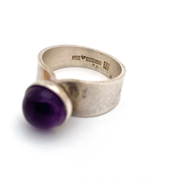 Kaunis Koru Modernist silver & amethyst ring