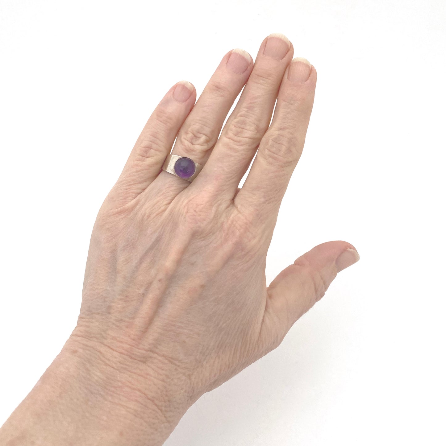 Kaunis Koru Modernist silver & amethyst ring