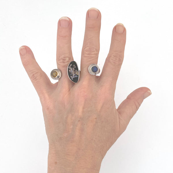 Wal van Heeckeren extraordinary 2 finger ring with fiber optic filaments