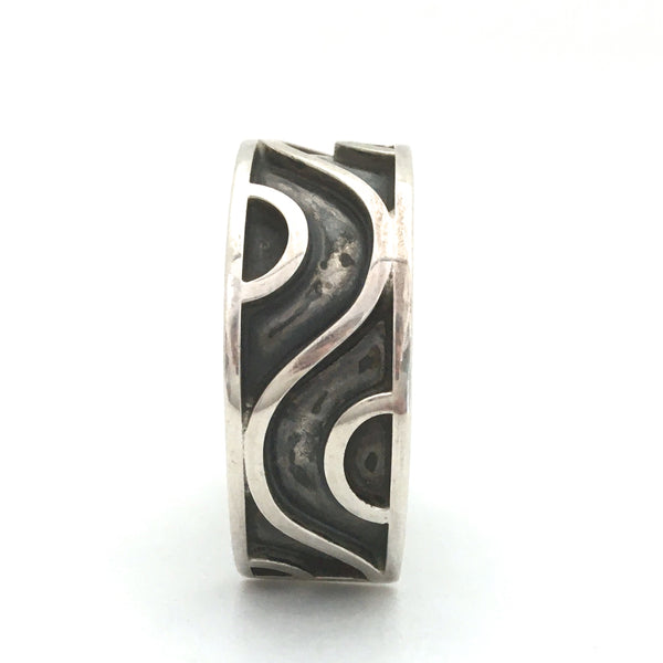profile Lico Mexico vintage heavy silver geometric striped pattern cuff bracelet Modernist jewelry design