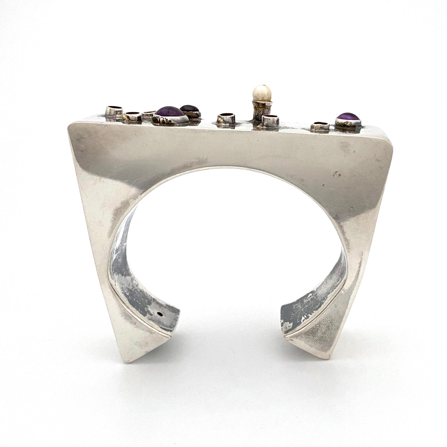 profile Rachel Gera attr Israel large silver amethyst pearly cuff bracelet Modernist jewelry design